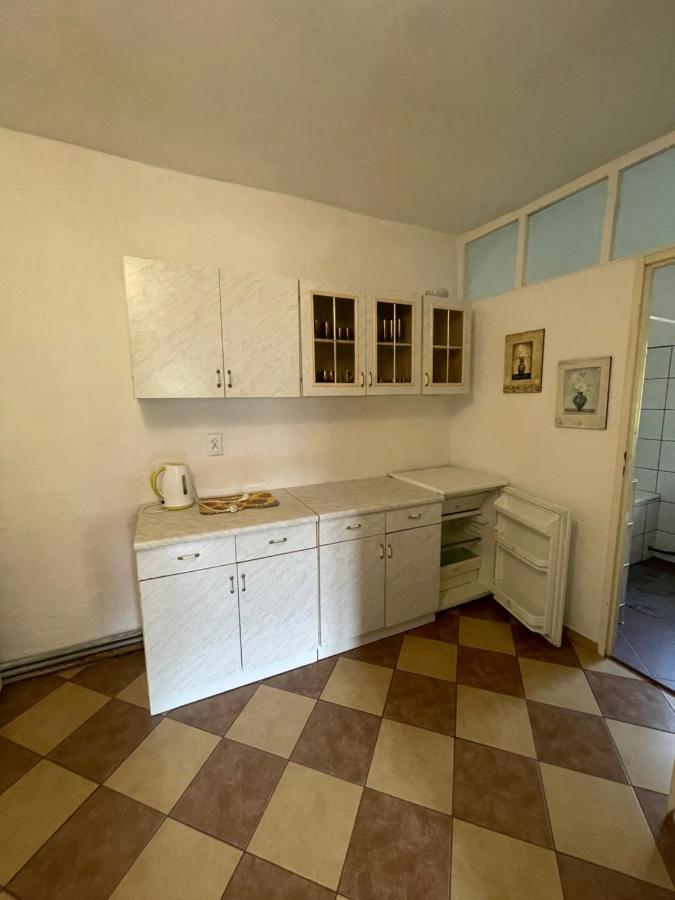 Pod Piekielkiem Apartment Szczytna Bagian luar foto